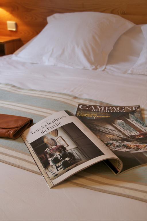 Hotel Sully ノジャン・ル・ロトルー 部屋 写真